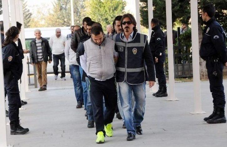 Antalya’da 350 Polisin Görev Aldığı Tefecilik Operasyonu G3