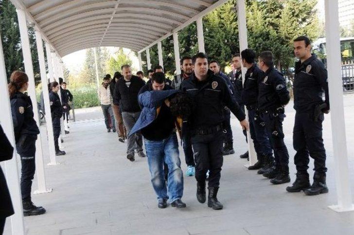 Antalya’da 350 Polisin Görev Aldığı Tefecilik Operasyonu G5