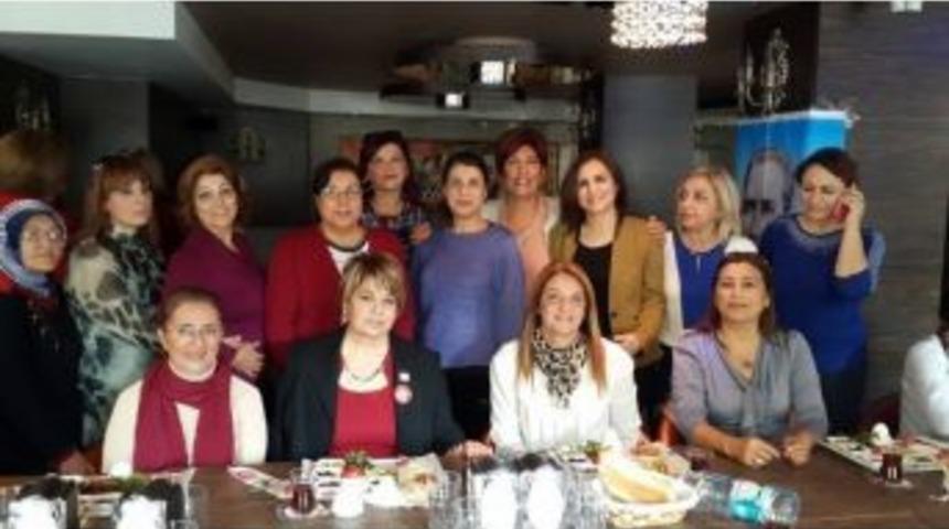 Kader&rsquo;den Genel Se&ccedil;imlerde Eşitlik &Ccedil;ağrısı