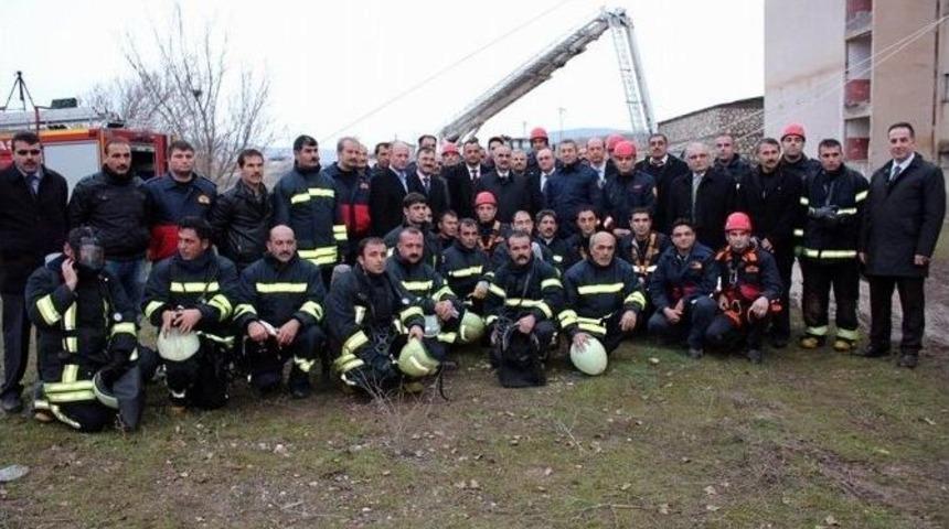 Sivas’ta Yaralı Kurtarma Ve Yangın Tatbikatı