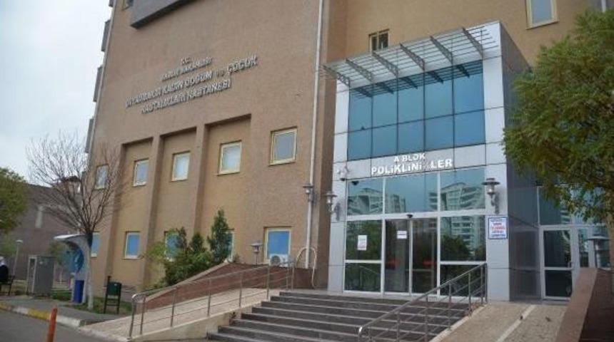 Doğum Yapan Kadin Hiv'li &Ccedil;ikti, Sağlik Personeli Panik Yaşadi