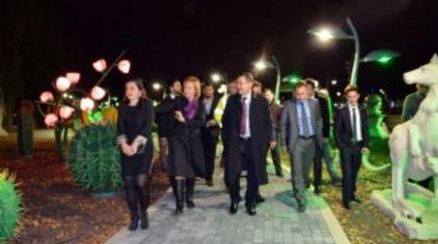 Melih G&ouml;k&ccedil;ek&rsquo;ten Yerel Y&ouml;netimler Dersi