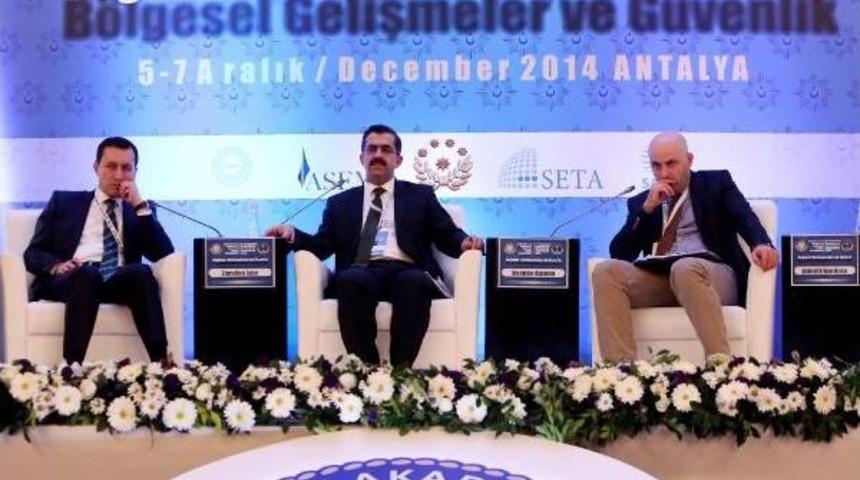 Emrullah İşler: Son 12 Yil Olmasaydi T&uuml;rkiye K&uuml;rt Baharini Yaşayabilirdi