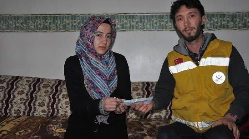 Yanginda Bilgisayari Yanan &Uuml;niversite &Ouml;ğrencisine Yeni Bilgisayar