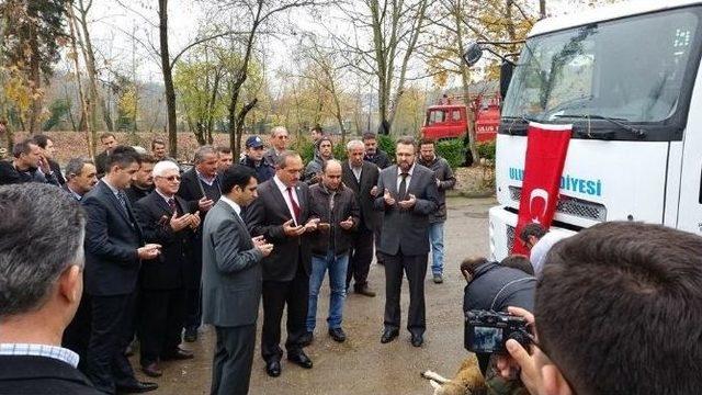 Ulus’ta Yeni Çöp Aracı Ve Arazöz Hizmete Başladı