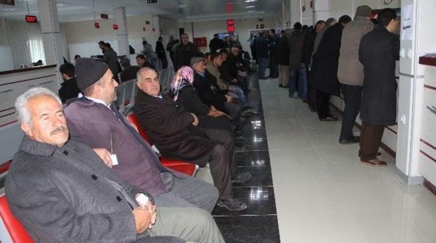 Sgk&rsquo;da Bağkur Kuyruğu