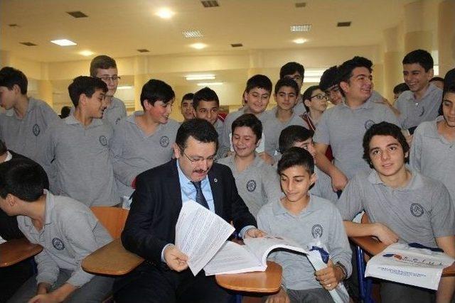 Başkan Gen&ccedil;&rsquo;ten Eğitime Tam Destek 2