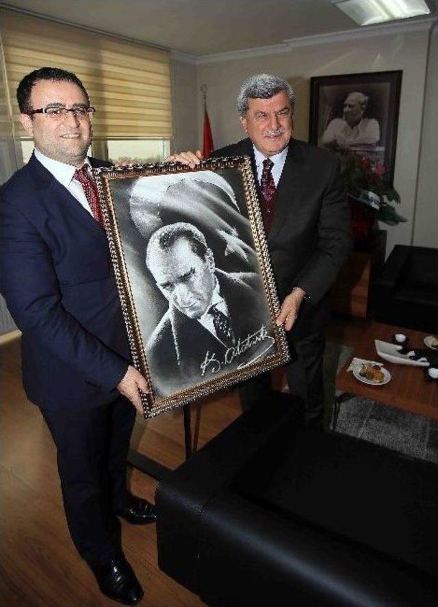 Başkan Karaosmanoğlu’dan Baro’ya Ziyaret