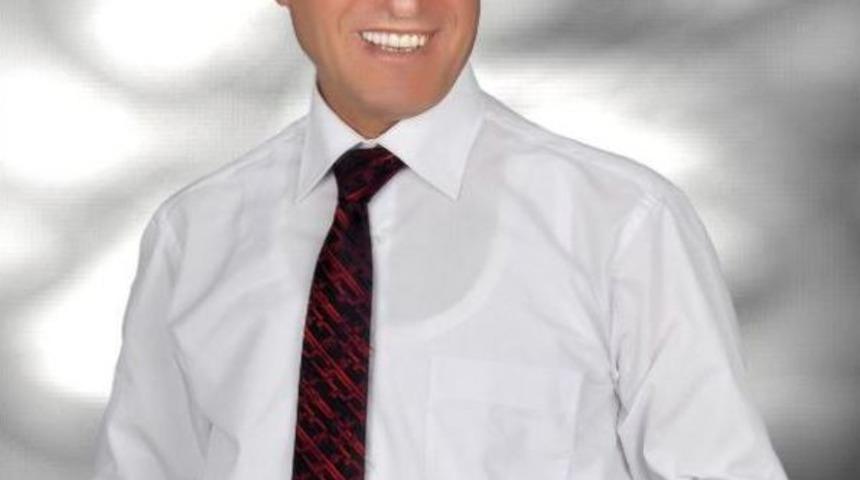 Kaza Aninda Kaski Firlayan Motosikletli &Ouml;ld&uuml;