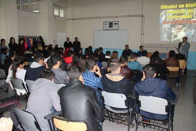 Emniyetten ‘gençlik Ve Güvenli Gelecek’ Konferansı