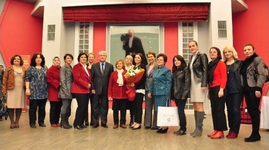 Prof. Dr. Ayşe Havut&ccedil;u: