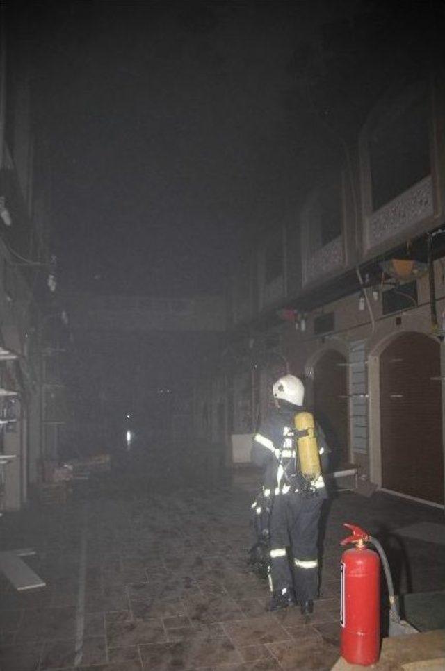 Antalya Mısır &Ccedil;arşısı&rsquo;nda Yangın 2