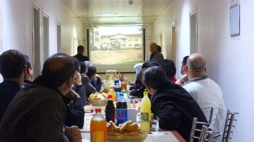 Yunak Devlet Hastanesi&rsquo;nde Toplantı