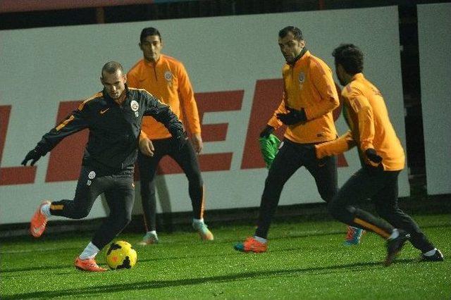 Galatasaray, Akhisar Belediyespor Maçı Hazırlıklarını Tammaladı