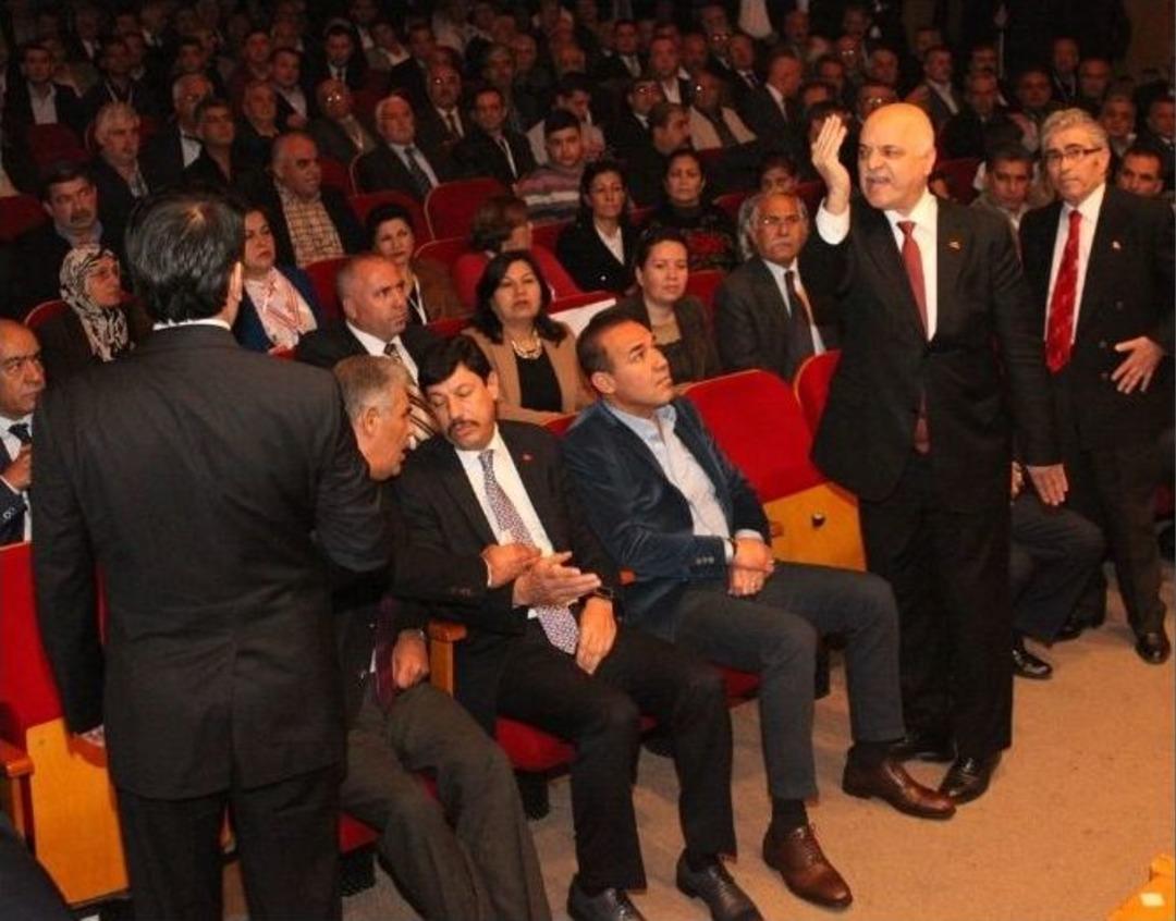 Mhp Kongresinde Divan Başkanlığı Gerginliği