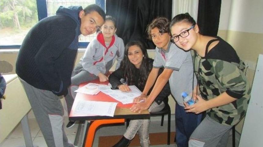 &Ouml;ğrenciler &Ouml;ğretmenleriyle Teog Sorularını Değerlendirdi