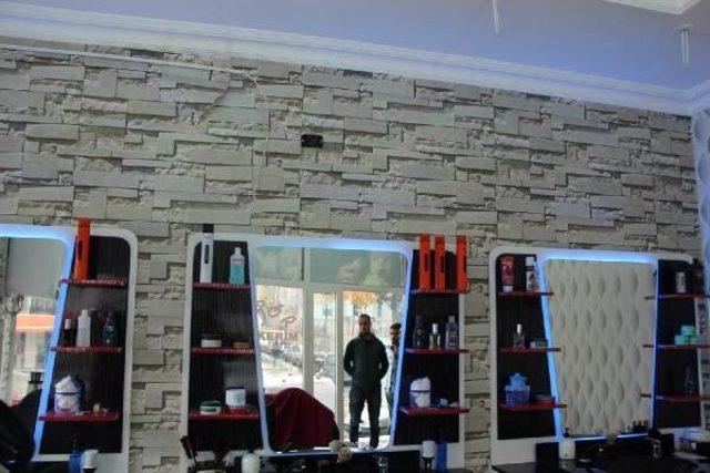 Emniyet M&uuml;d&uuml;rl&uuml;ğ&uuml; n&uuml;n Karşisindaki D&uuml;kkani Soydular 2