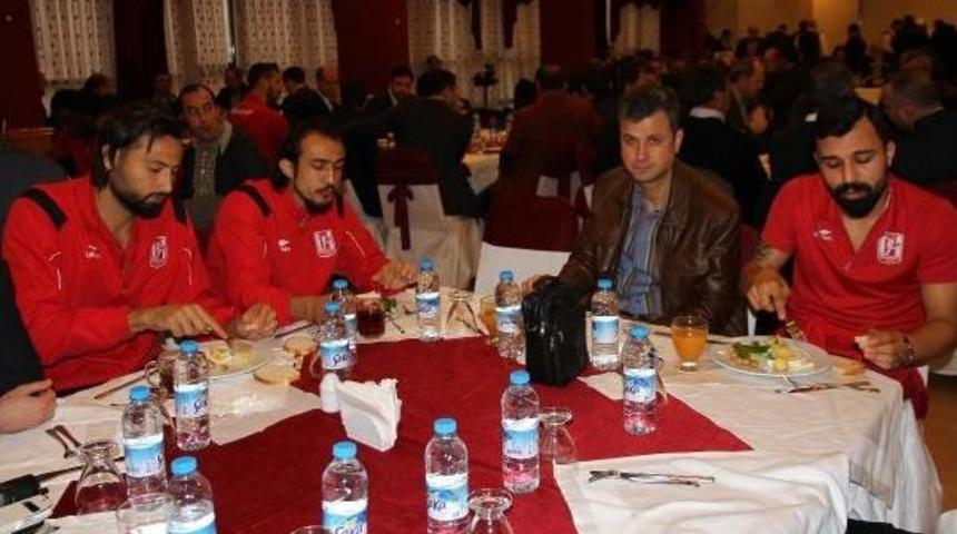 Balikesirspor'a Moral Kahvaltisi