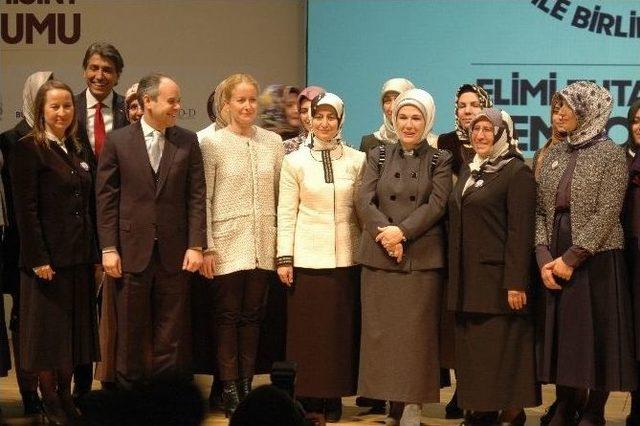 Emine Erdoğan Ve Sare Davutoğlu, “elimi Tutar Mısın?” Sempozyumunda