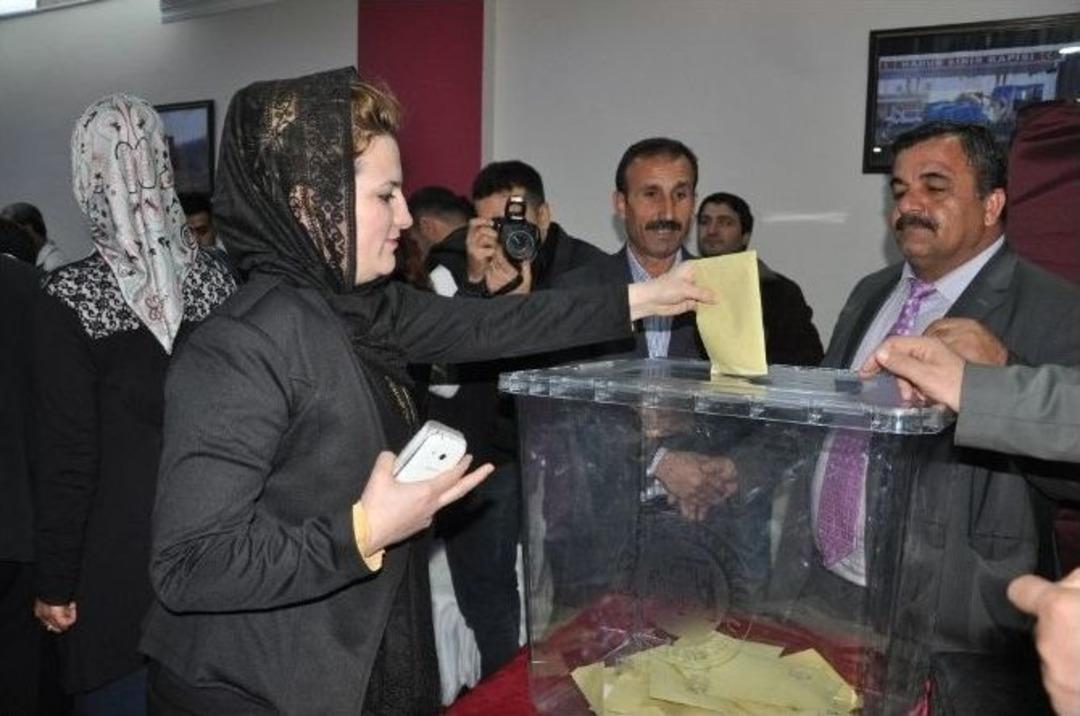 Silopi&rsquo;de Ak Parti 5. Olağan Kongresi Yapıldı