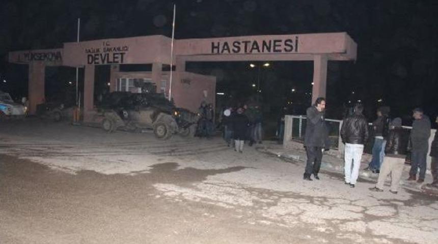 Y&uuml;ksekova'da Kepenkler A&ccedil;ilmadi (5)