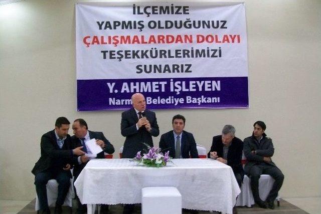 Büyükşehir Belediye Başkanı Mehmet Sekmen Narman’da Muhtarlarla İstişare Toplantısı Yaptı