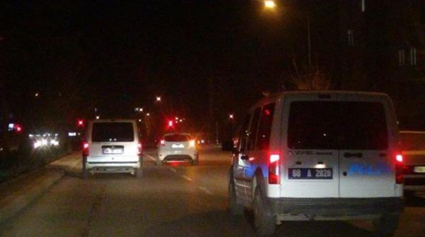 7 Bin 500 Paket Ka&ccedil;ak Sigara Ele Ge&ccedil;irildi