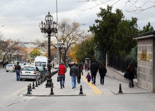 Tarihi B&ouml;lgeye Dekoratif Aydınlatma Direkleri 1