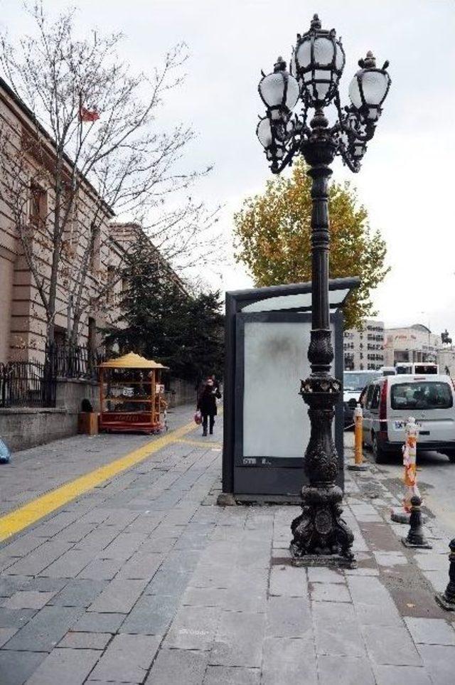 Tarihi B&ouml;lgeye Dekoratif Aydınlatma Direkleri 2