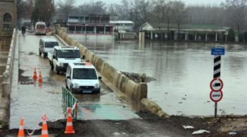 Edirne&rsquo;de Taşkında Zarar G&ouml;ren Esnafa Yardım Yapılacak