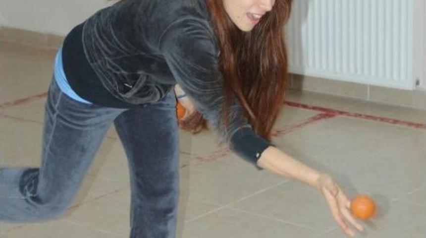 Engelliler İ&ccedil;in En İyi Spor 'hemsball'