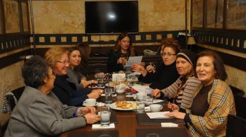 Gaziantep Soroptimist Kul&uuml;b&uuml;'nden Şiddet G&ouml;ren Kadinlara Destek