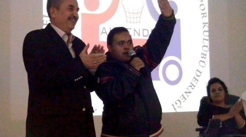 Akşehir&rsquo;de Engelleri Kaldır Tanışma Ve Kaynaşma Gecesi