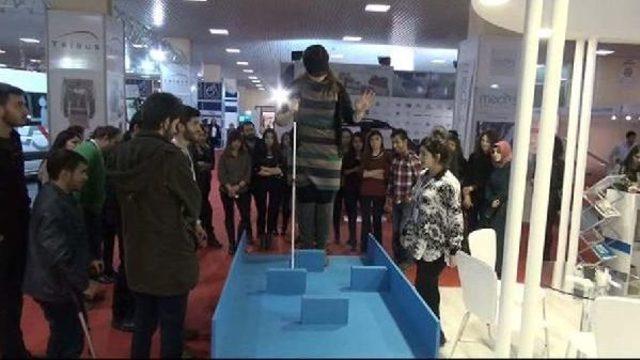 Görme Engelliler İçin oy Kullanma Cihazi Üretildi