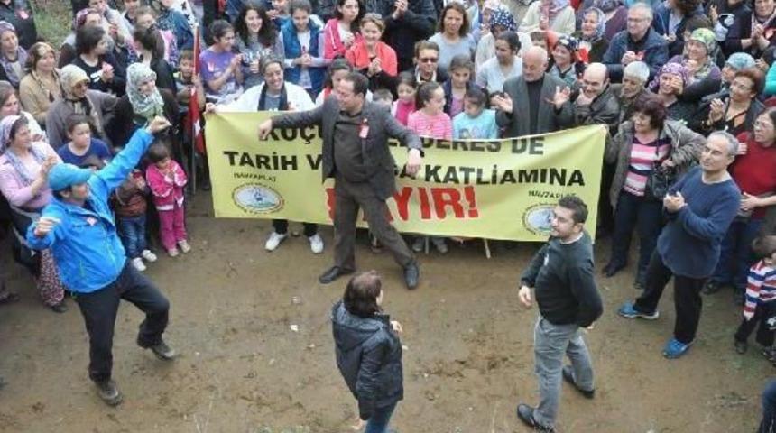 &Ouml;demiş'te 'Altin Madenine Hayır' Eylemi
