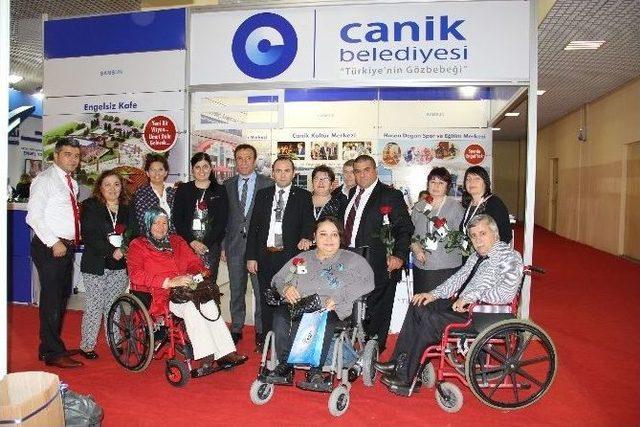 Cnr Expo’da ‘engelsiz Kafe’ İlgi Gördü