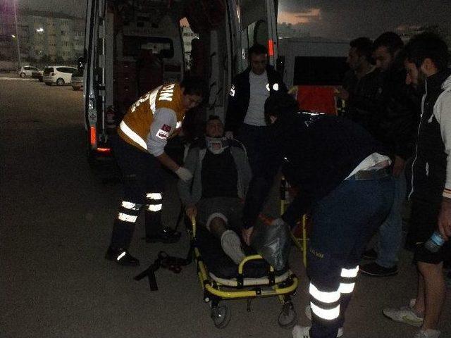 Adnan Menderes Yan Sahalarda Ambulans Sıkıntısı