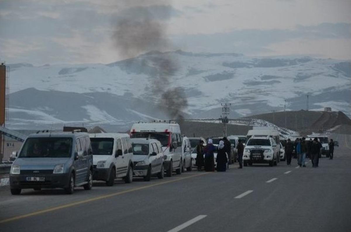 Olaylarda Hayatını Kaybeden Gen&ccedil; Toprağa Verildi
