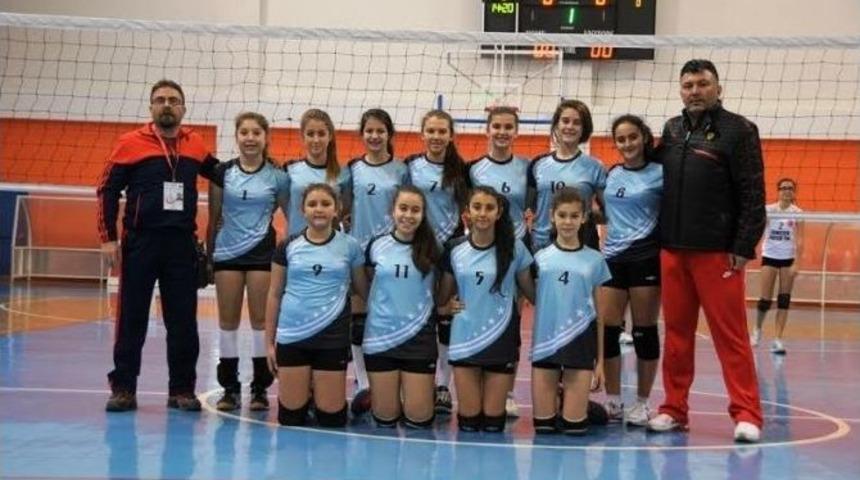 S&uuml;leymanpaşa Belediyespor Voleybol Takımı Tekirdağ Armaspor İle Karşılaştı