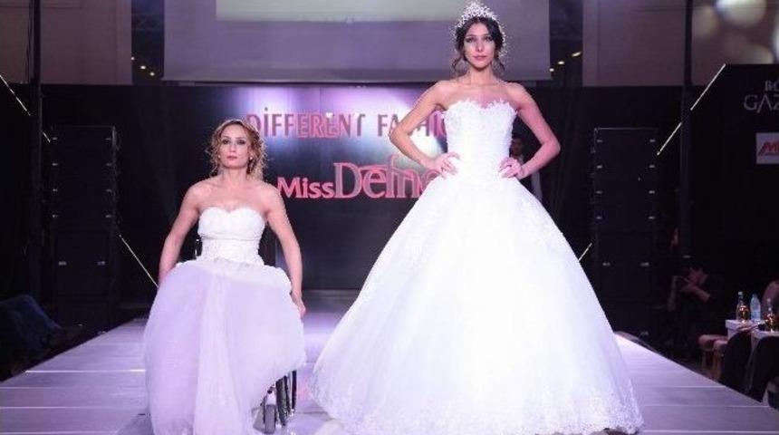 Mankenler Engellilerle Birlikte Podyuma &Ccedil;ıktı