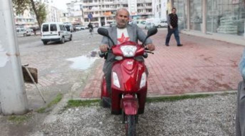 Hayırseverlerden Engelli Vatandaşa Yardım Eli Uzandı