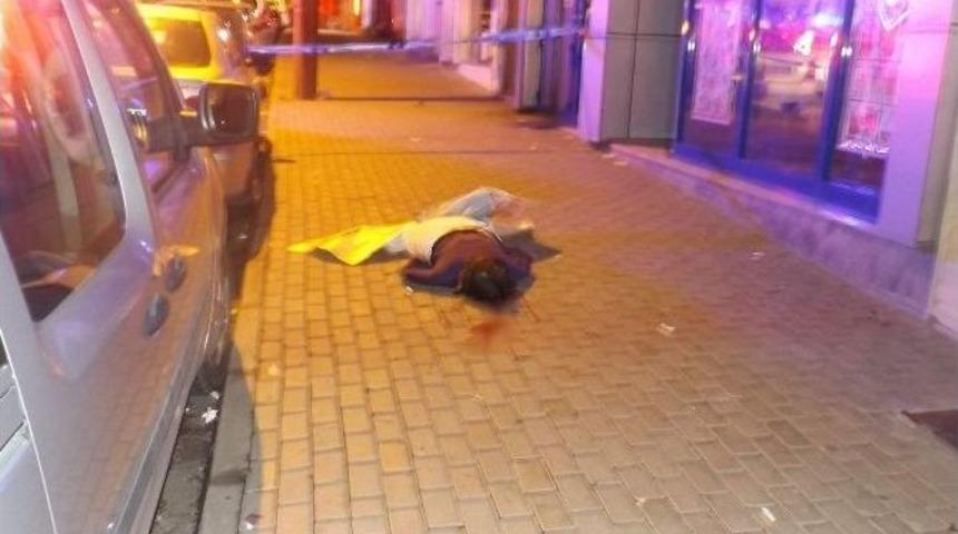 7. Kattan D&uuml;şen Kadın Hayatını Kaybetti