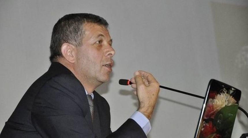 G&uuml;r&uuml;n&rsquo;de &lsquo;bağımlılık&rsquo; Konulu Konferans D&uuml;zenlendi