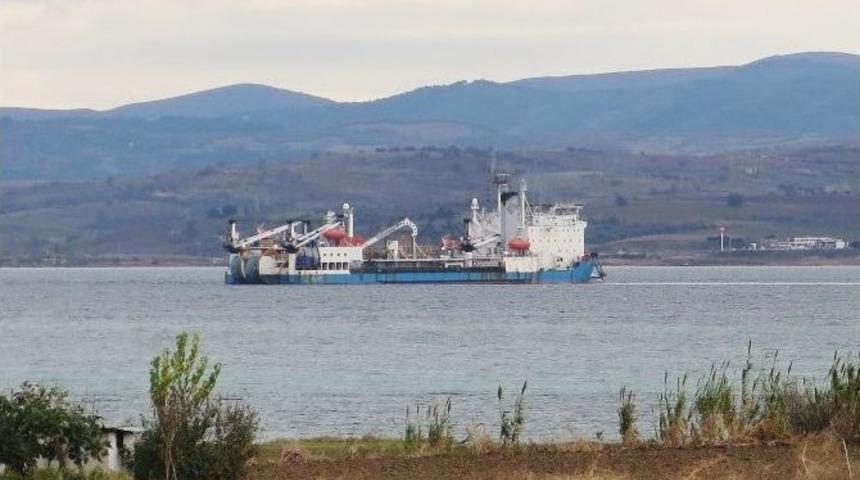 &Ccedil;anakkale Boğazı&rsquo;nda, Denizaltından İkinci Elektrik Bağlantısı