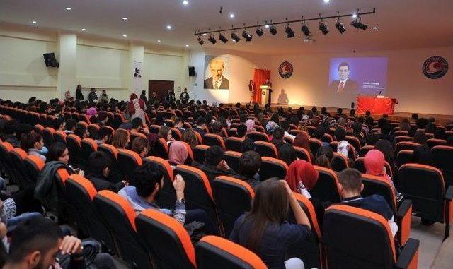 T&uuml;t&uuml;nc&uuml; Mak&uuml;&rsquo;de &Ouml;ğrencilerle Bir Araya Geldi 1