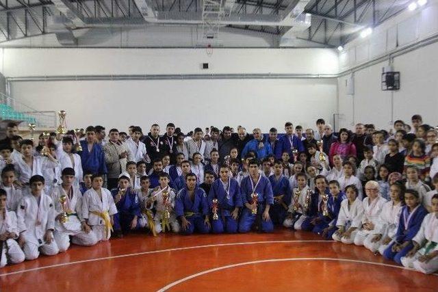 7 Aralık Kurtuluş Kupası Judo Turnuvası Tamamlandı