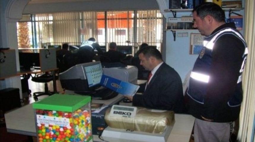 Okulların &Ccedil;evrelerindeki İnternet Kafe Ve Parklar Denetlendi