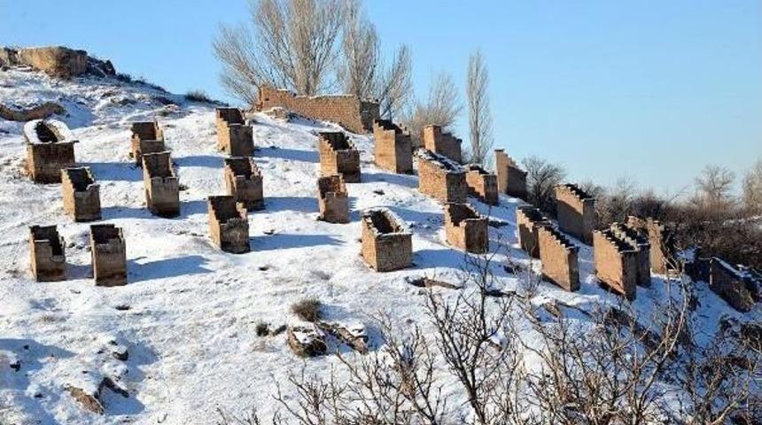 Gesi'deki Tarihi Kuşevleri Koruma Altinda