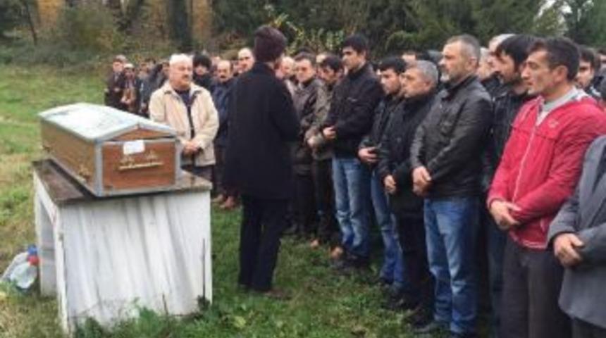 &Ccedil;atidan D&uuml;şt&uuml;, &Ouml;ld&uuml;