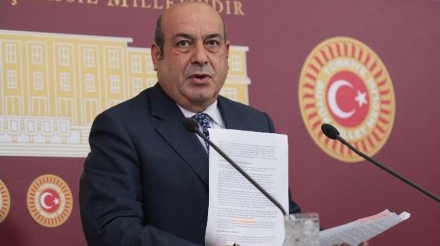 Hdp&rsquo;nin Şerhine &lsquo;k&uuml;rt&rsquo; Ve &lsquo;k&uuml;rdistan&rsquo; Engeli